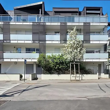 La Loge Des Jardins Du Petit Port Apartmán *